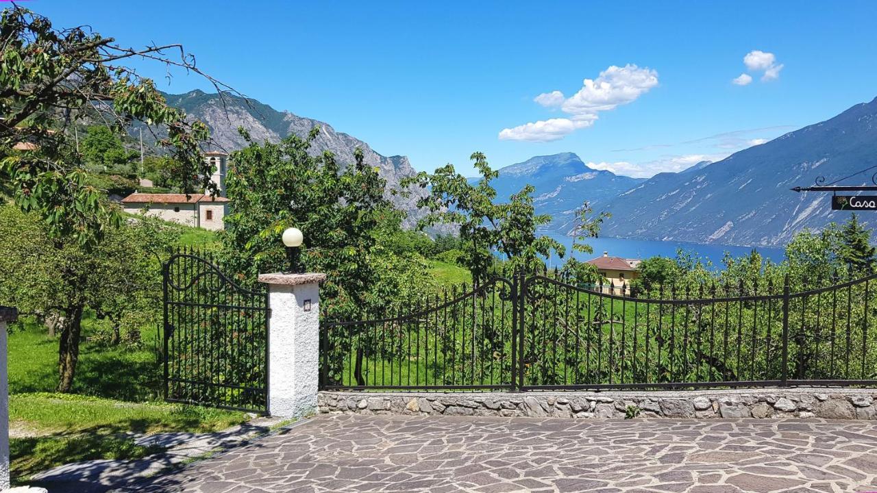 Country House Casa Marisa Garden And Lake View By Garda Domus Mea Tremosine Buitenkant foto
