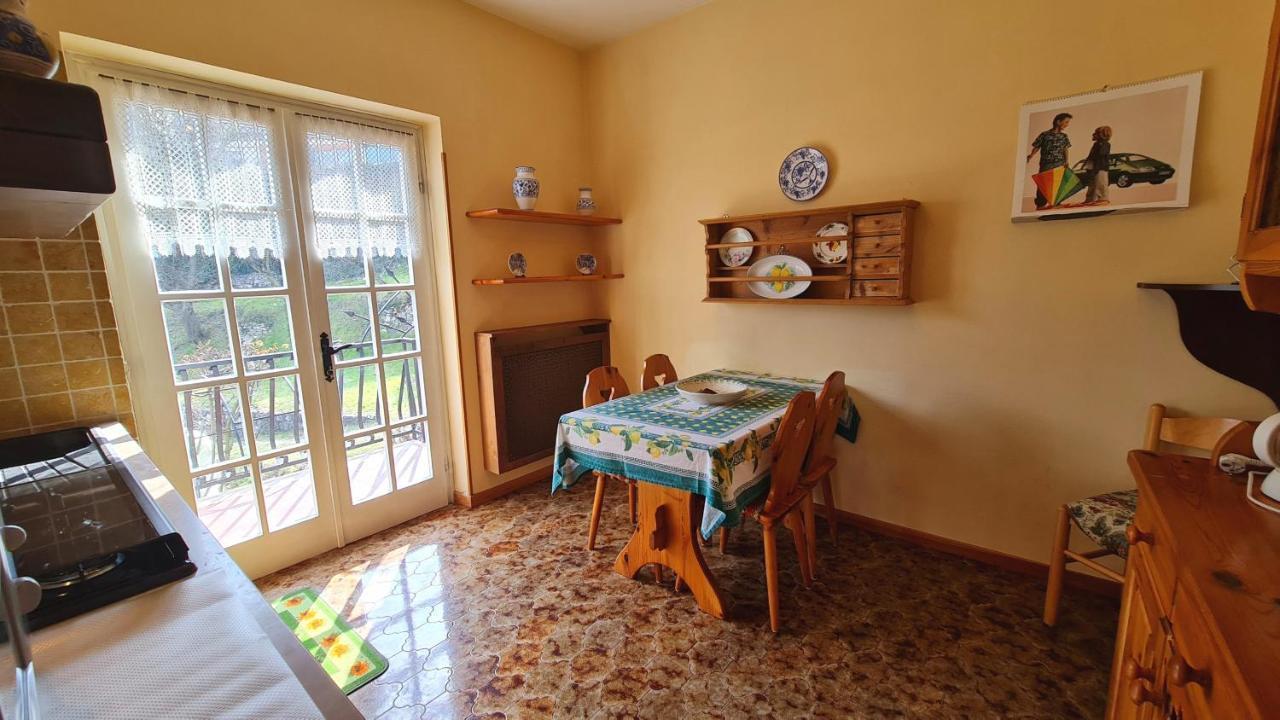 Country House Casa Marisa Garden And Lake View By Garda Domus Mea Tremosine Buitenkant foto